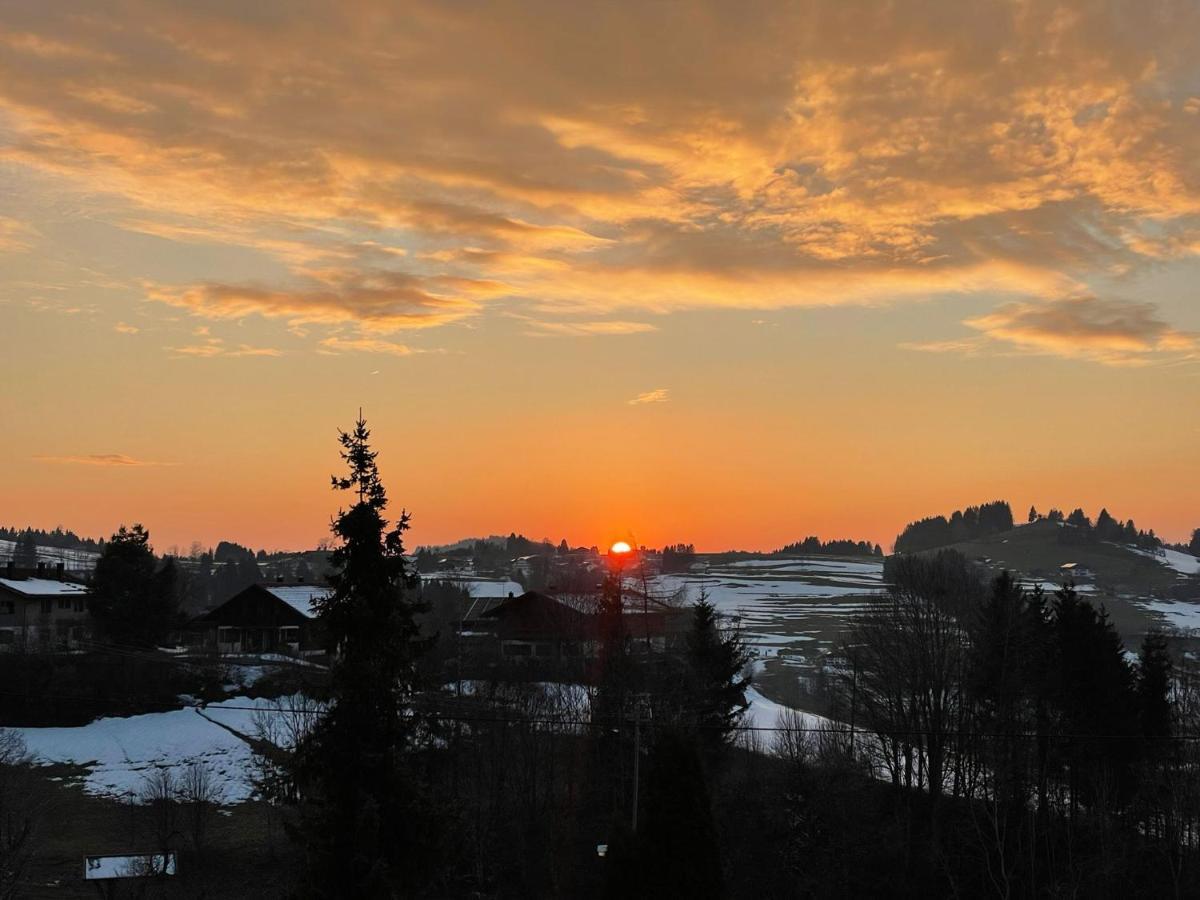 Fewo Friado Im Ferienpark Oa - Ohne Zusatzkosten Nach Anreise - Mit Hallenbad, W-Lan, Pkw-Garage, Kurtaxe Mit Allgaeu-Walser-Pass, Bett- Und Handtuch-Waesche Sowie End-Reinigung Missen-Wilhams Exterior foto